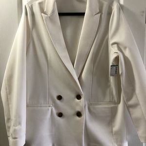 BNWT Ladies double breasted blazer.
